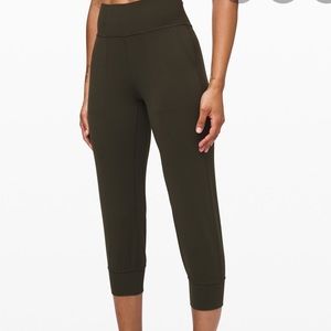 Lululemon Align cropped joggers sz 2